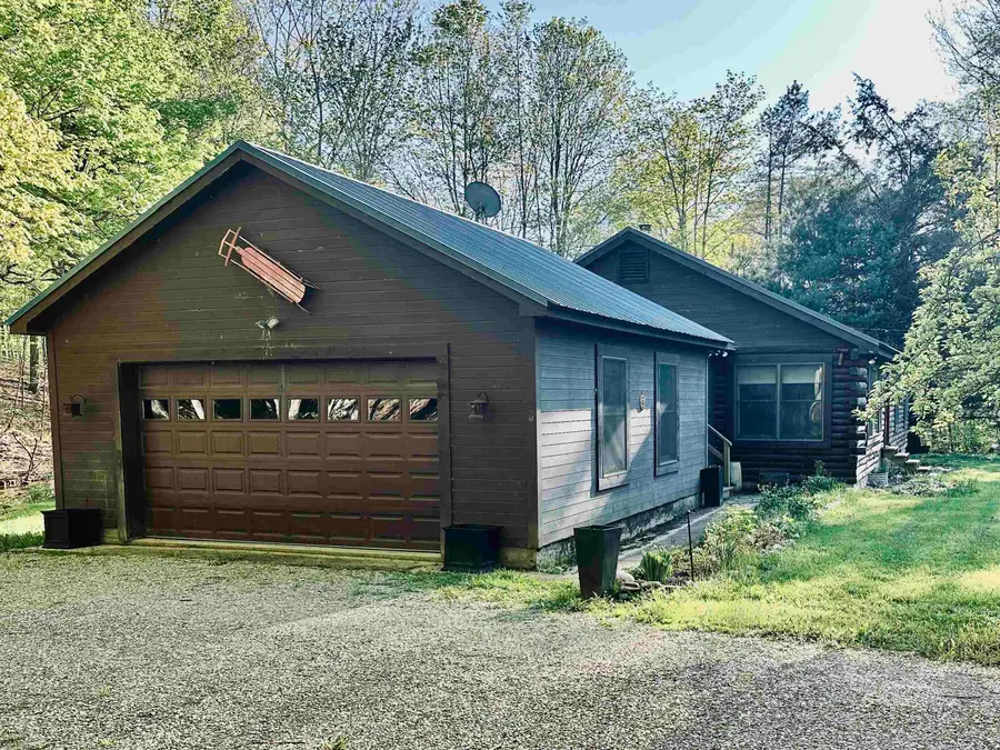 6 Dwyers Camp Road, Shaftsbury, VT 05262 - #3