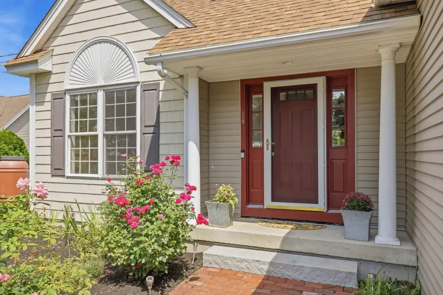 16 Dunlin Way, Portsmouth, NH 03801 - #2