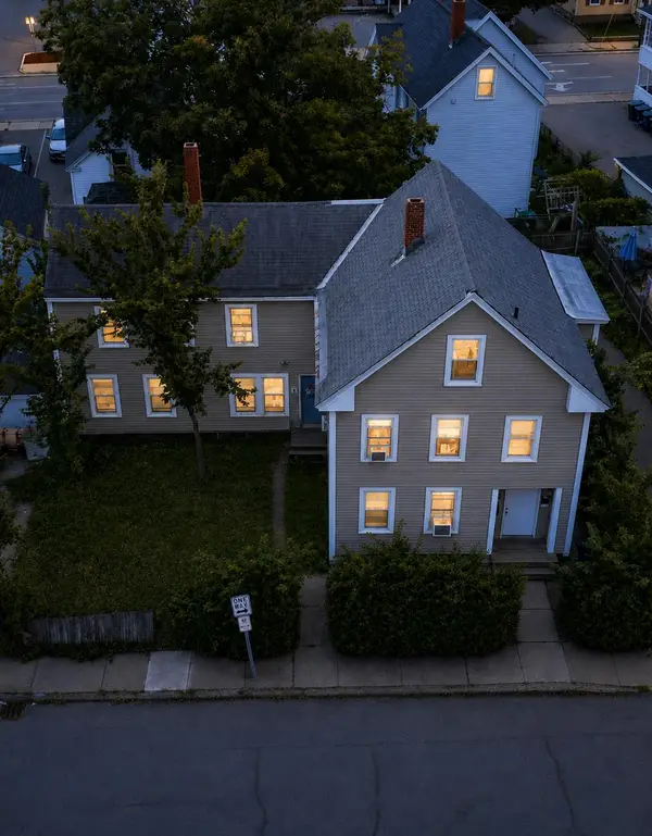 10 Mulberry Street, Nashua, NH 03060