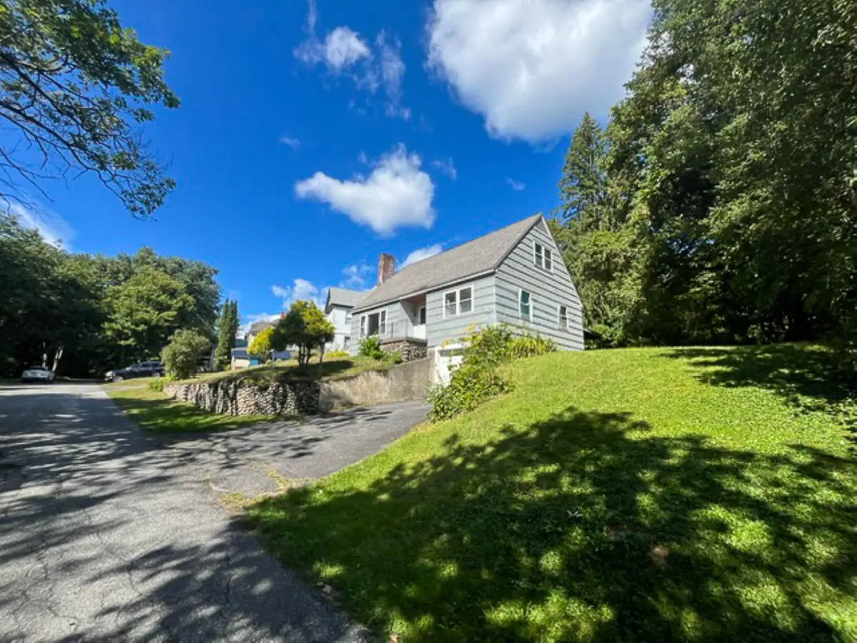 62 Highland Avenue, Saint Johnsbury, VT 05819 - #1
