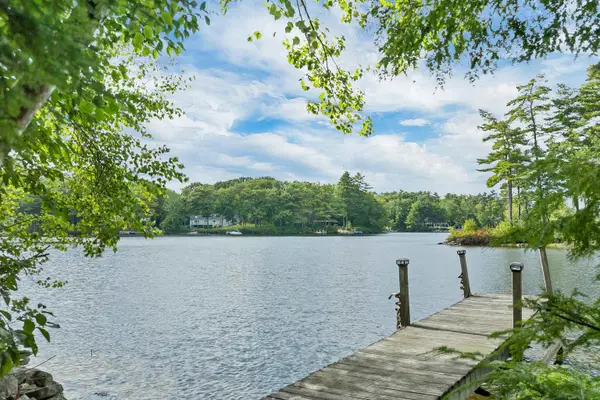 49 Kings Pine Road, Wolfeboro, NH 03894