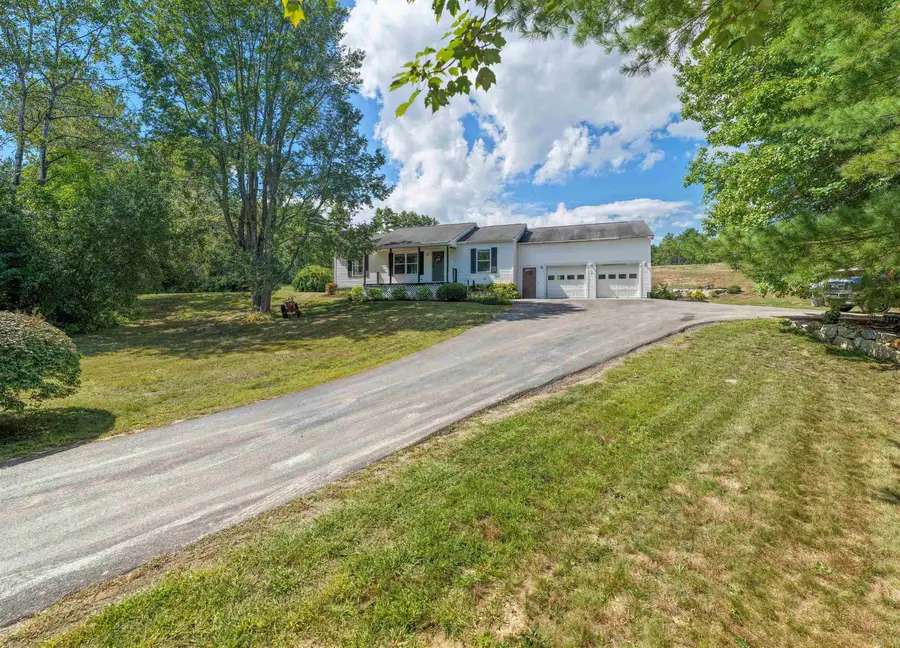 6 Ridge Berry Lane, Center Harbor, NH 03226 - #3