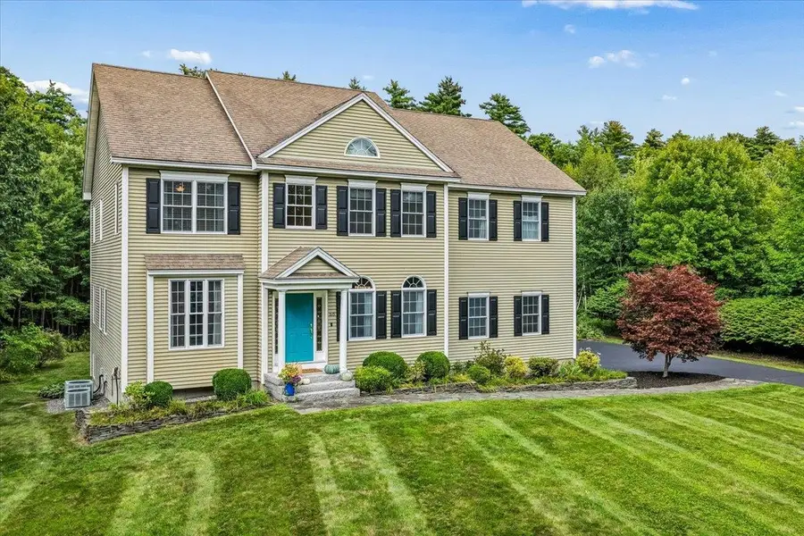 35 Long Meadow Farm Drive, Epping, NH 03042 - #3