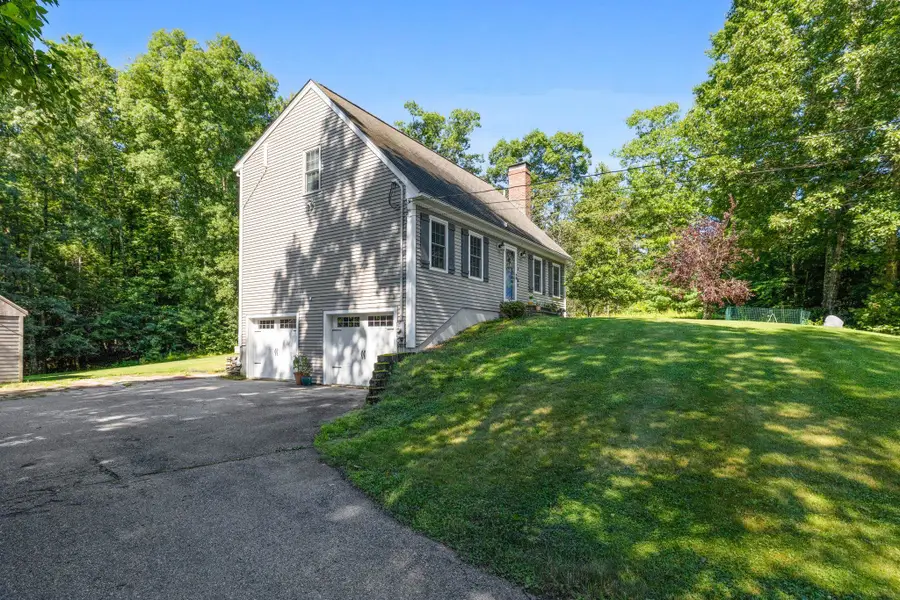 8 Kenwood Drive, Newton, NH 03858 - #2