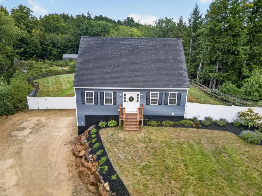 992 Beauty Hill Road, Barnstead, NH 03218 - #2