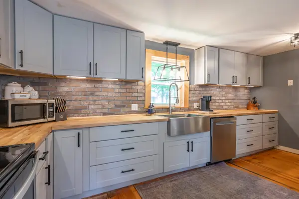 241 Pembroke Street, Pembroke, NH 03275