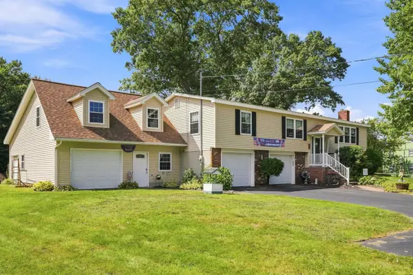 37 Sweet Hill Road, Plaistow, NH 03865