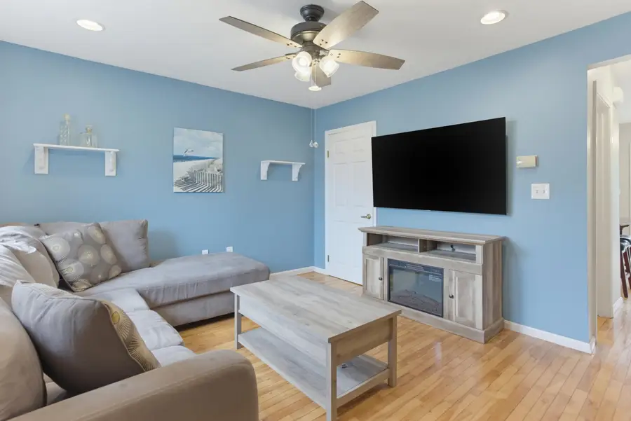 95 Harbor Avenue #7, Nashua, NH 03060 - #3
