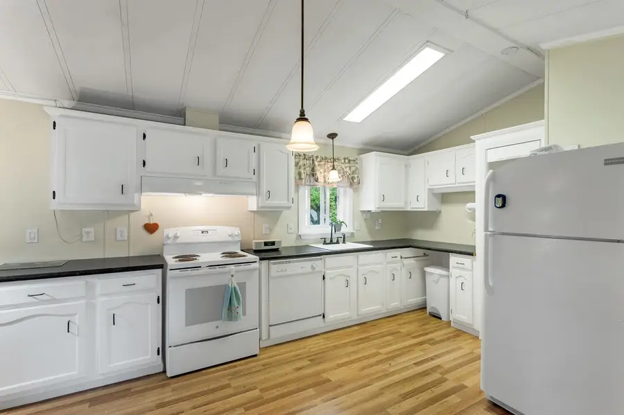 5 North Dewberry Lane, Rochester, NH 03867 - #2