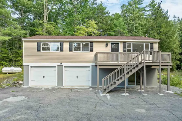 34 Hollings Drive, Webster, NH 03303
