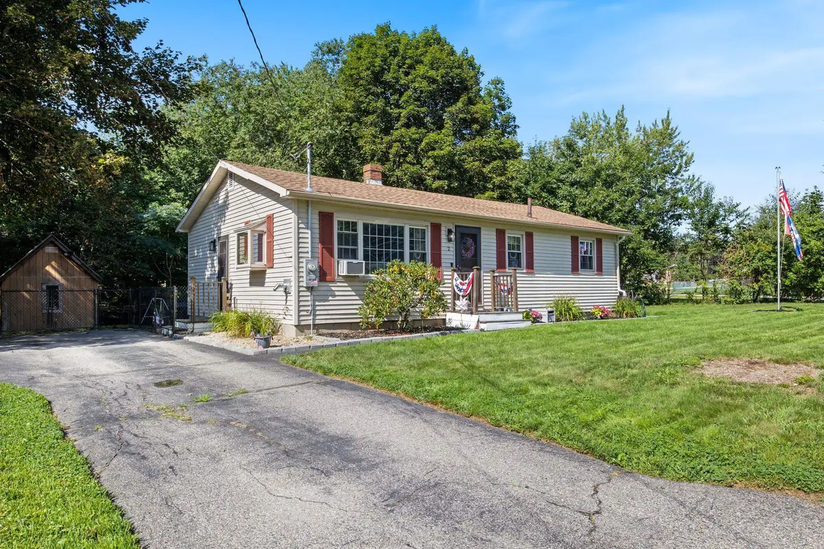 2 Hemlock Circle, Dover, NH 03820 - #1