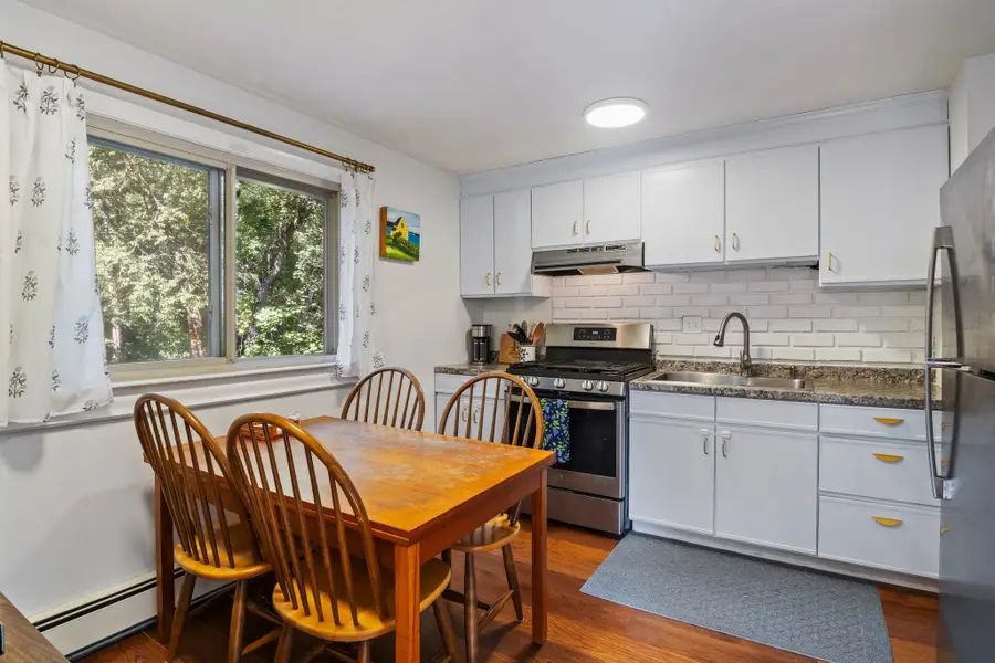 2 Hemlock Circle, Dover, NH 03820 - #2