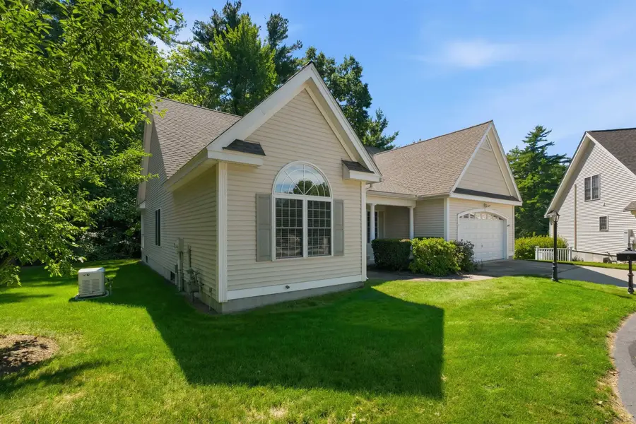 6 Holly Circle, Bow, NH 03304 - #2