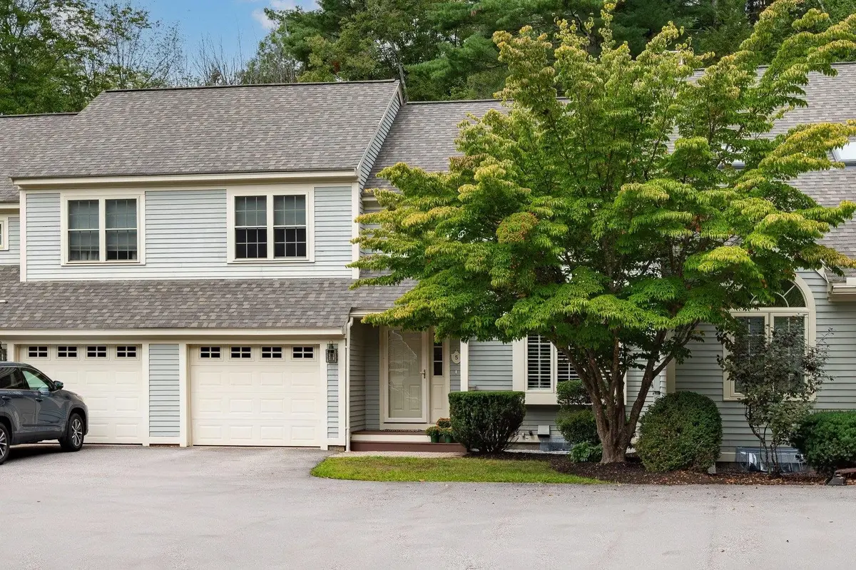 5 Peninsula Drive, Stratham, NH 03885 - #1