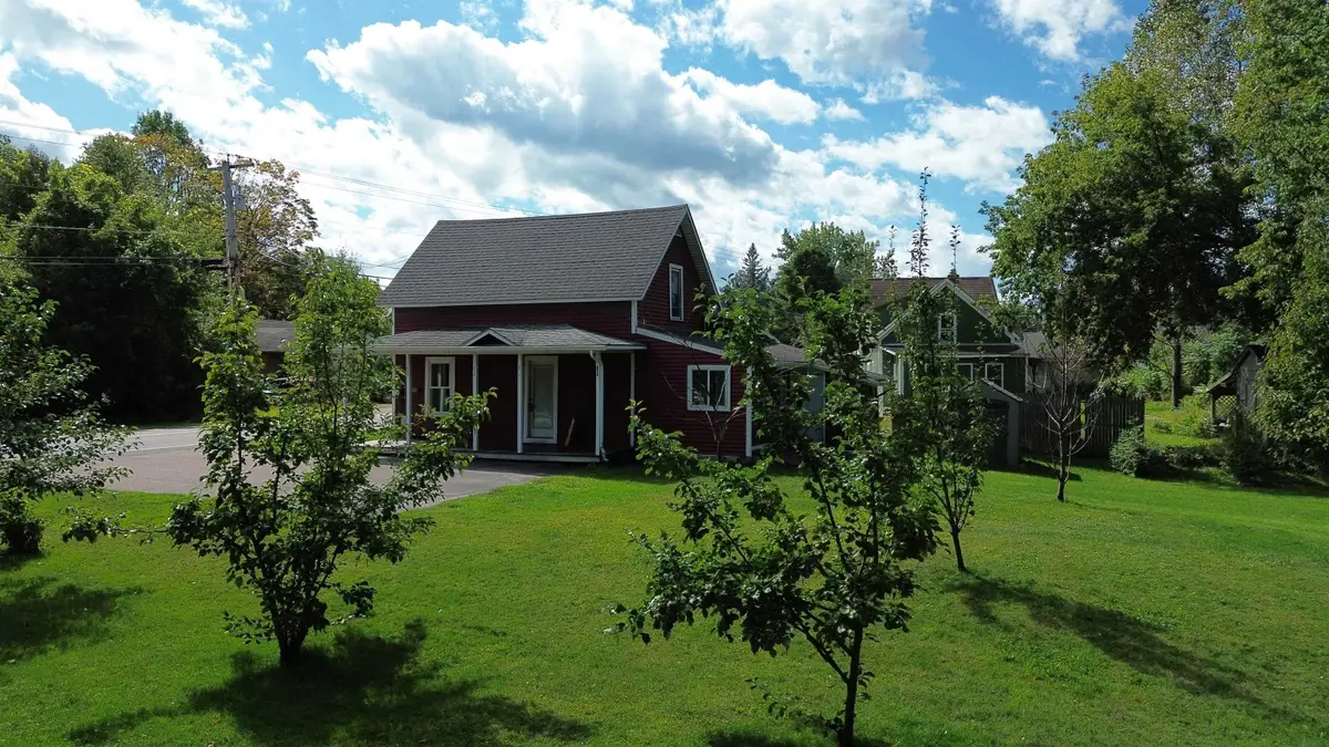 7 River Road, Jericho, VT 05465 - #1