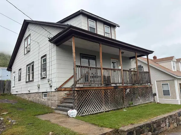 653 2Nd Avenue, Berlin, NH 03570