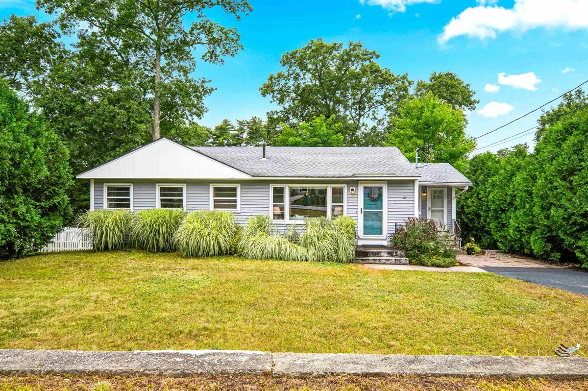 16 Hillside Drive, Nashua, NH 03064 - #1