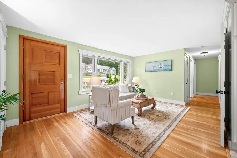 16 Hillside Drive, Nashua, NH 03064 - #3