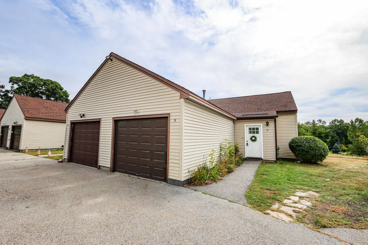 9 Dustin Homestead #A, Rochester, NH 03867 - #1