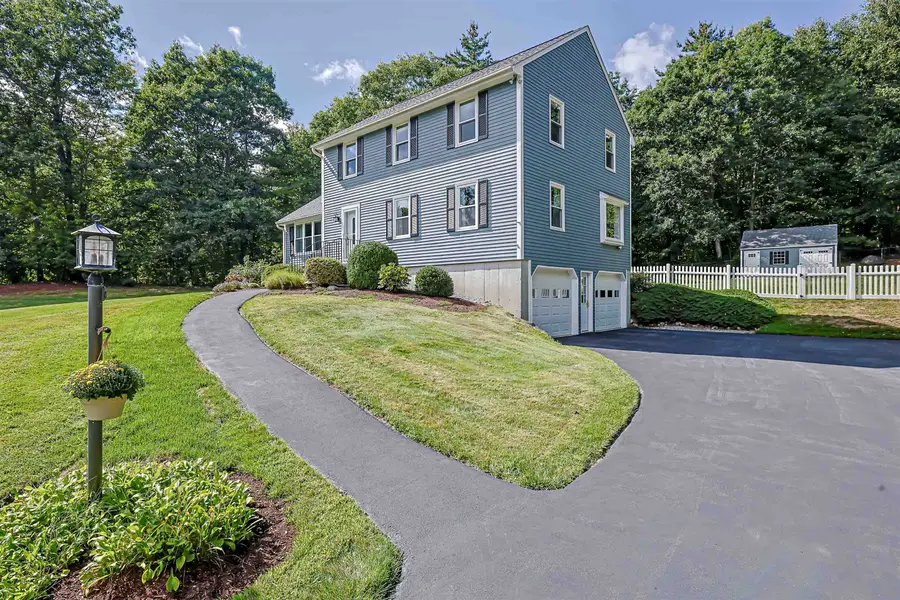27 Marty Drive, Merrimack, NH 03054 - #2