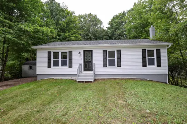 33 North Shore Drive, Barnstead, NH 03225
