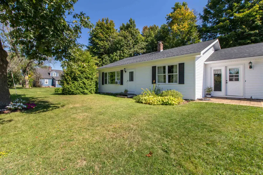 49 Forest Avenue, Derby Line, VT 05830 - #3
