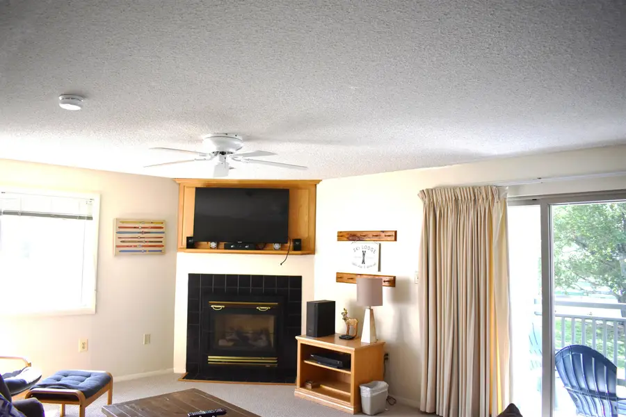 29 Slopeside at Smugglers Notch Resort #31, Stowe, VT 05464 - #2