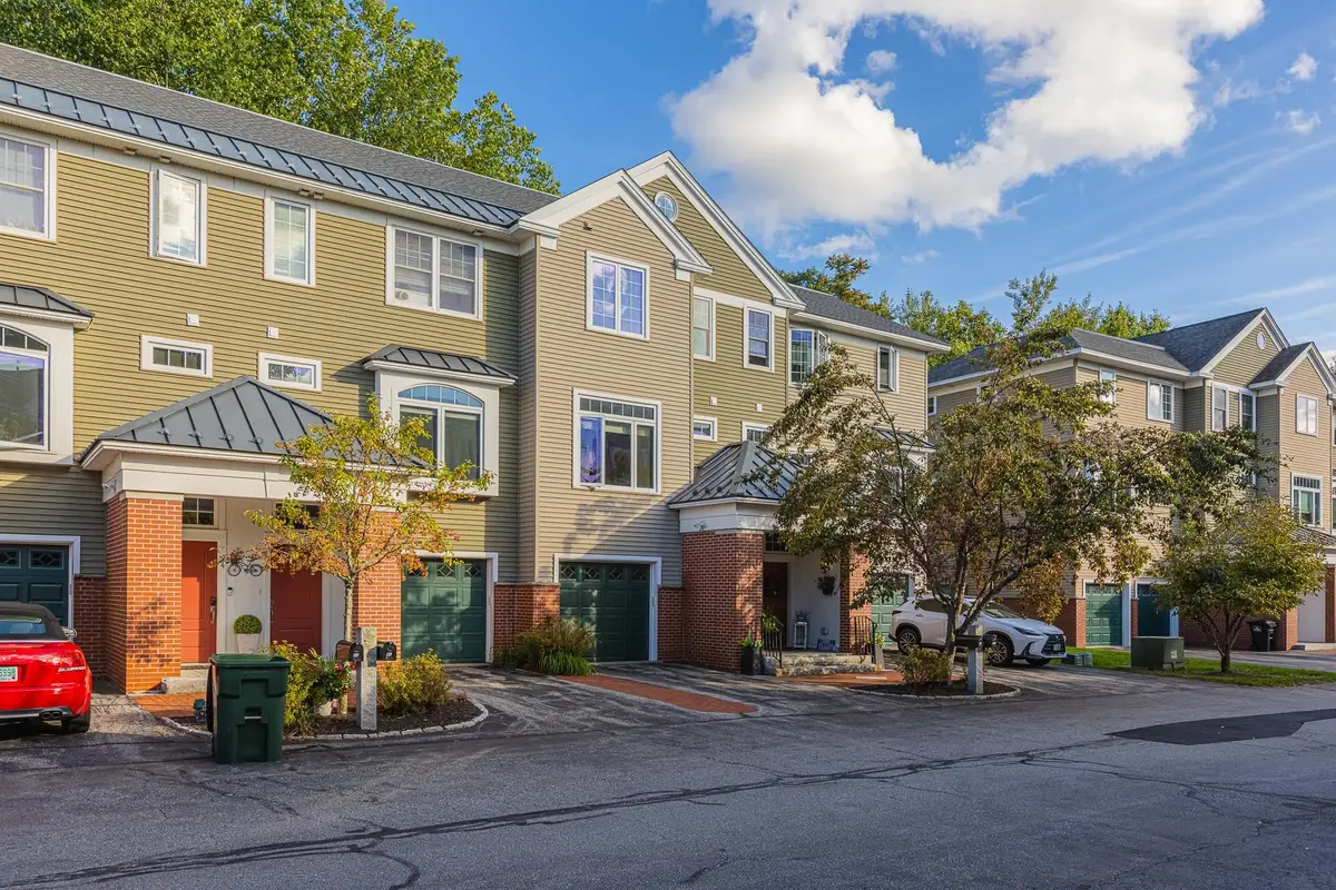98 Riverwalk Way #8E, Manchester, NH 03101 - #1