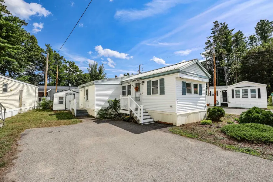 7 Hollyhock Way #32, Manchester, NH 03109 - #3