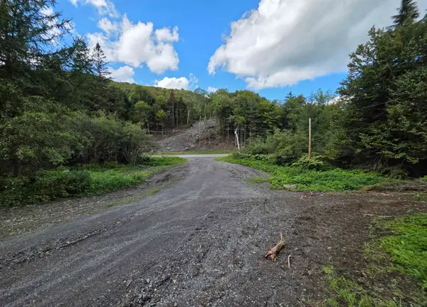 164 Hollow Road, Stewartstown, NH 03576