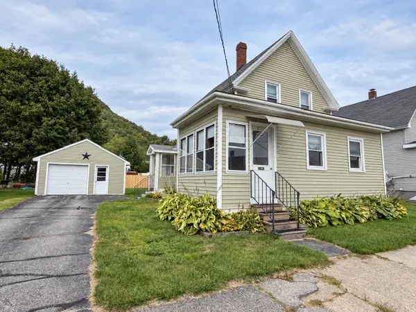 867 4Th Avenue, Berlin, NH 03570