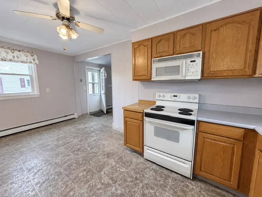 867 4Th Avenue, Berlin, NH 03570 - #2