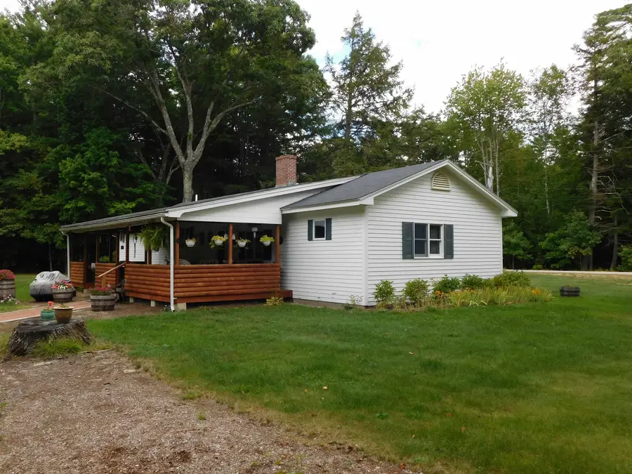 4 Palmer Drive, Brookfield, NH 03872 - #2