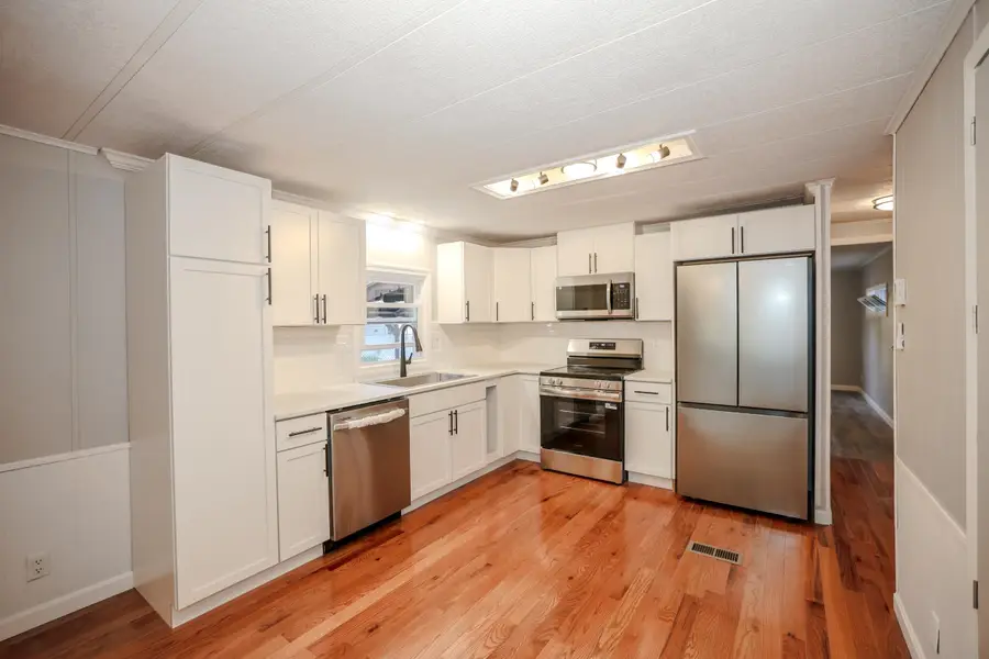106 Donald Drive, Goffstown, NH 03045 - #2