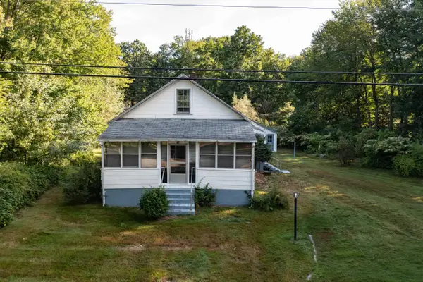 30 Depot Road, Hampton Falls, NH 03844