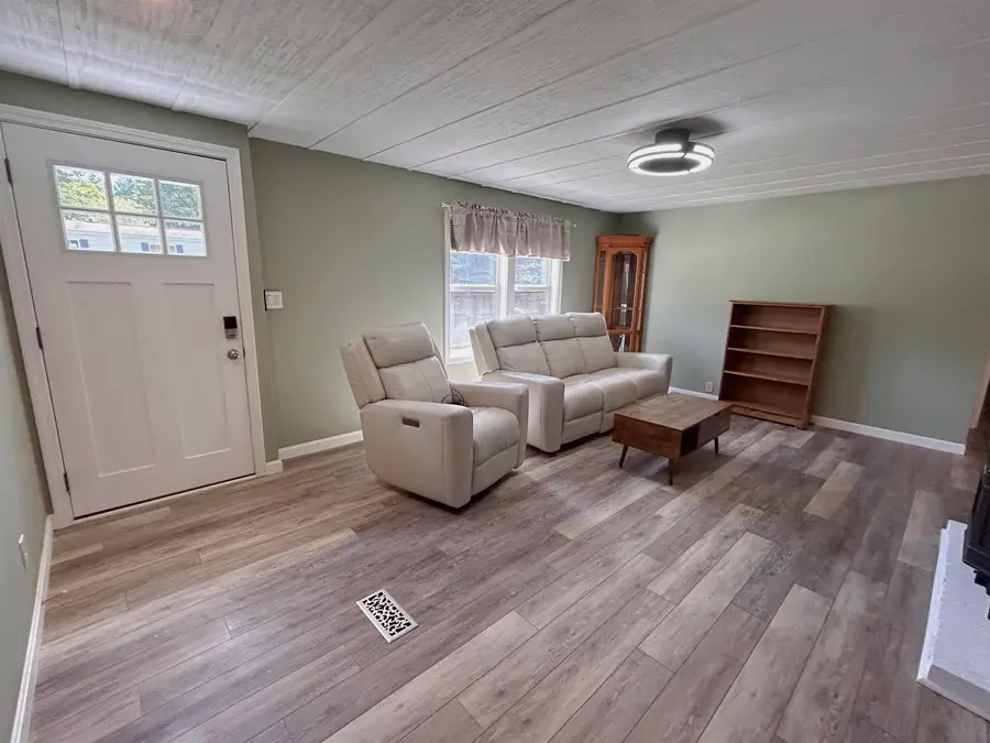 25 Third Street, Barrington, NH 03825 - #3
