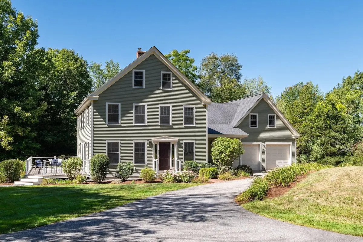 257 N Haverhill Road, Kensington, NH 03833 - #1