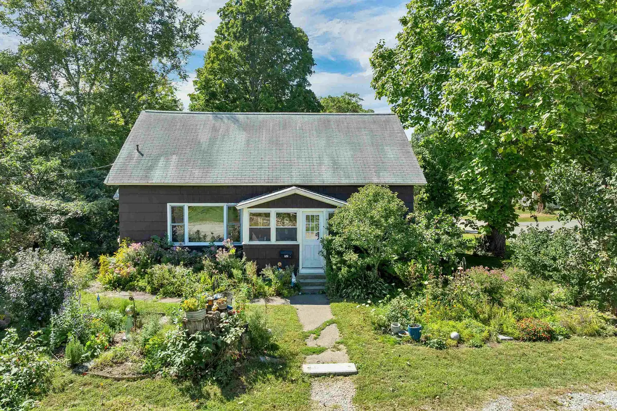 52 Clark Street, Franklin, NH 03235 - #1