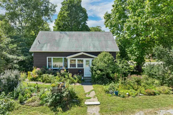 52 Clark Street, Franklin, NH 03235
