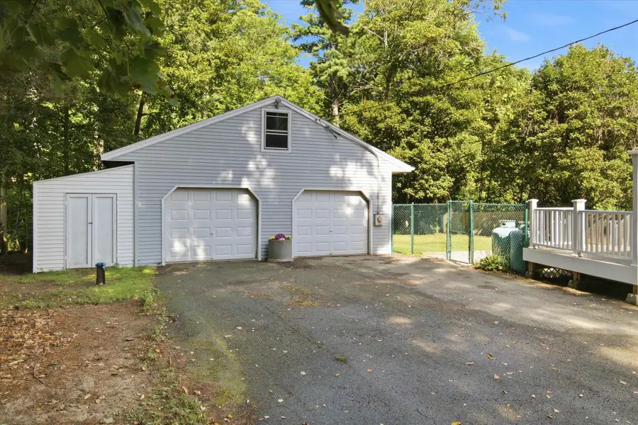 3 Lakeview Avenue, Sandown, NH 03873 - #2