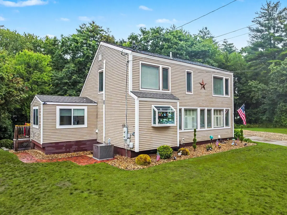 36 Saint Laurent Drive, Hudson, NH 03051 - #1