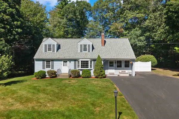 7 Olde Coach Road, Derry, NH 03038