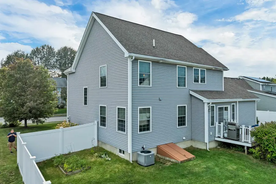 16 Amy Way, Concord, NH 03303 - #2