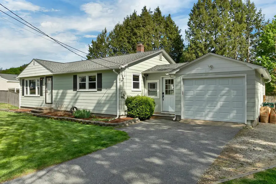 7 Pleasant Street, Merrimack, NH 03054 - #2