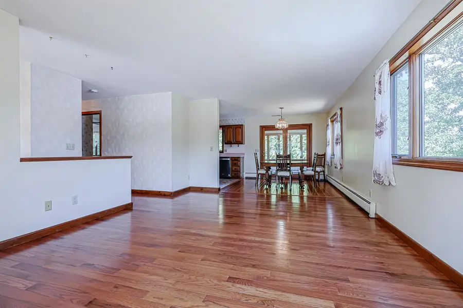 19 Brooks Road, Seabrook, NH 03874 - #3