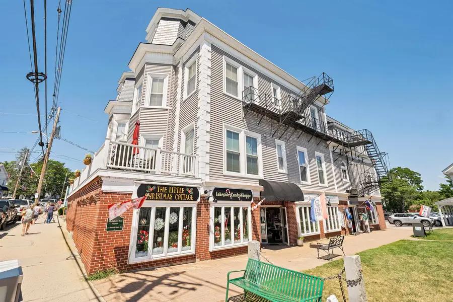 25 N Main Street, Wolfeboro, NH 03894 - #3