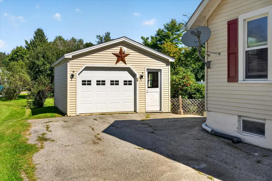 13 Vernon Street, Rutland, VT 05701 - #3