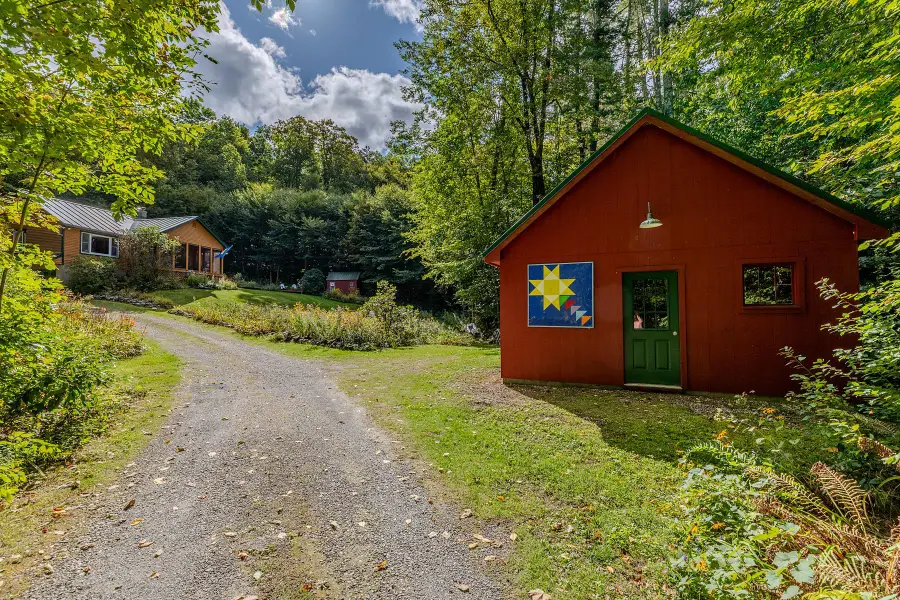 90 Lawrence Lane, Sunderland, VT 05250 - #3