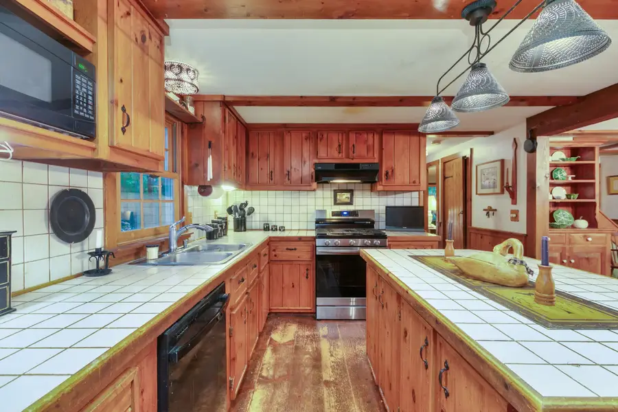 3 Garvin Road, Derry, NH 03038 - #3