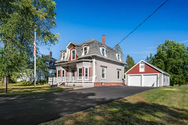 181 Main Street, Kingston, NH 03848